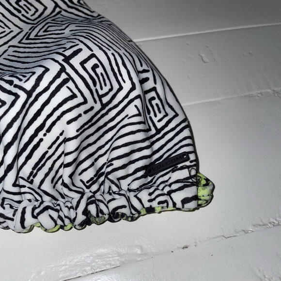 Volcom bikini - Picture 3 of 4